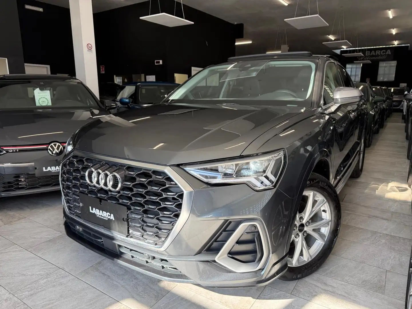Audi Q3 35 TDI TETTO S line S-tronic Grigio - 1