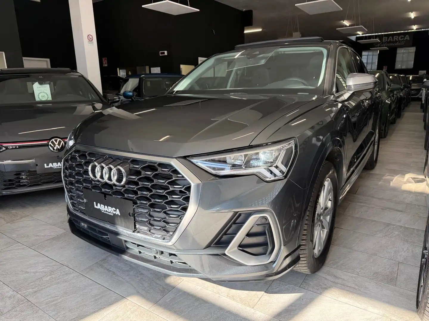 Audi Q3 35 TDI TETTO S line S-tronic Grigio - 2