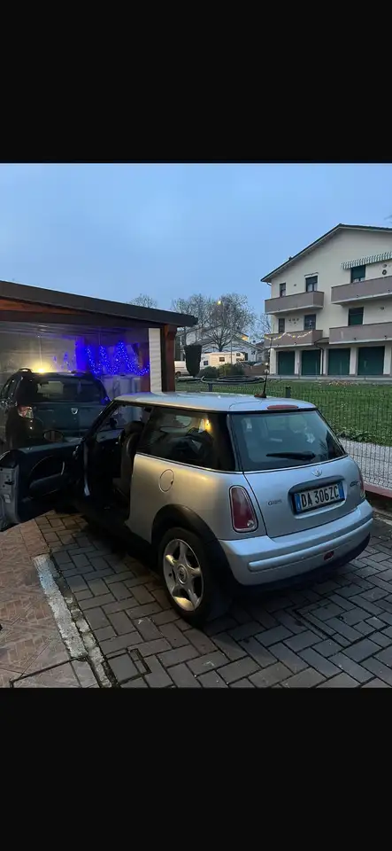 MINI One D