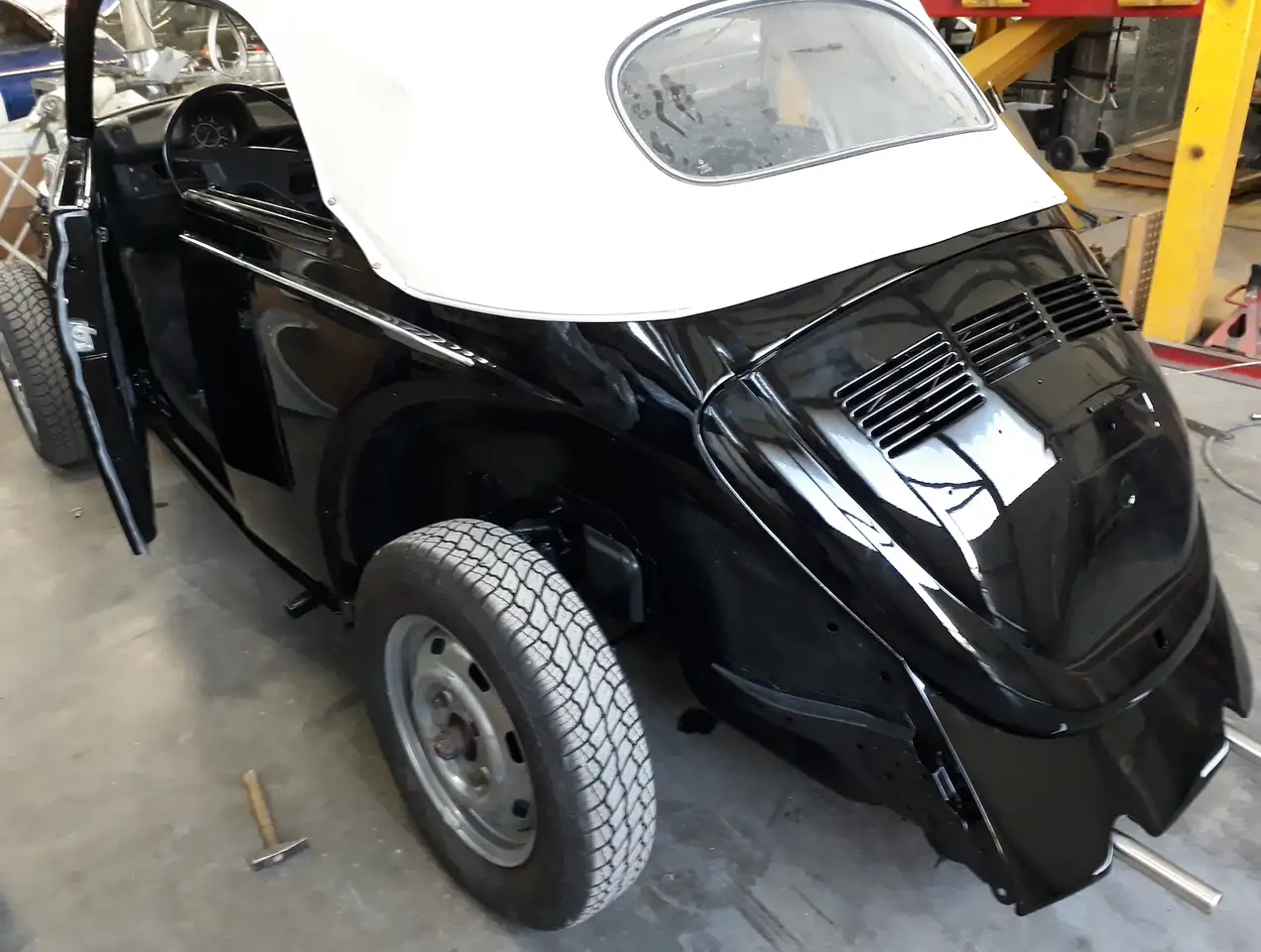 Volkswagen Maggiolino Cabrio, foto 11