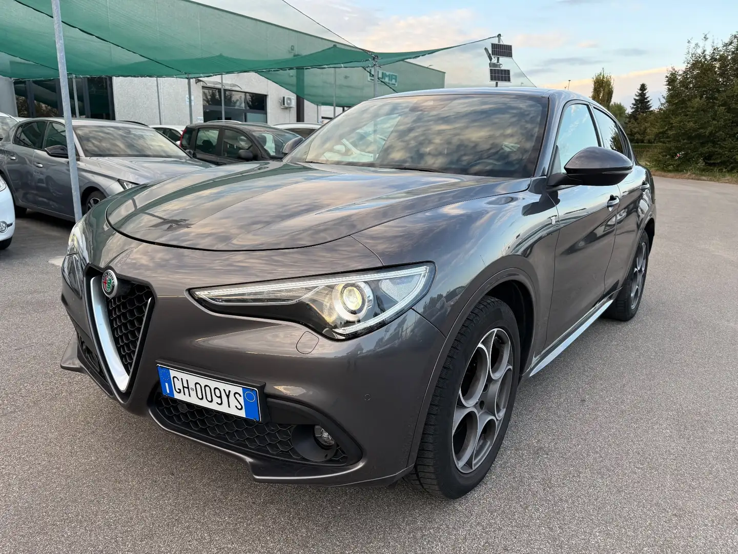 Alfa Romeo Stelvio Stelvio 2.2 Turbodiesel 210 CV AT8 Q4 Ti Gris - 1