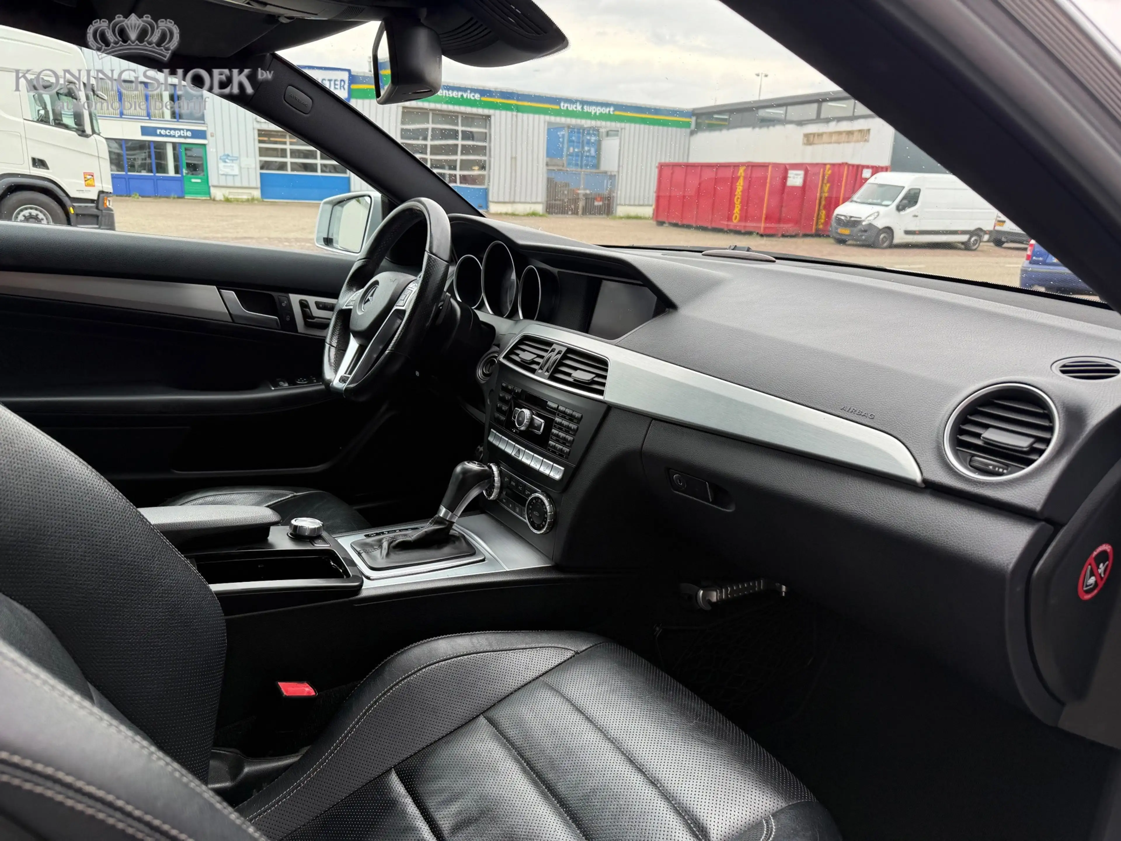 Mercedes-Benz C 350 Coupé AMG Edition 1 — photo 4