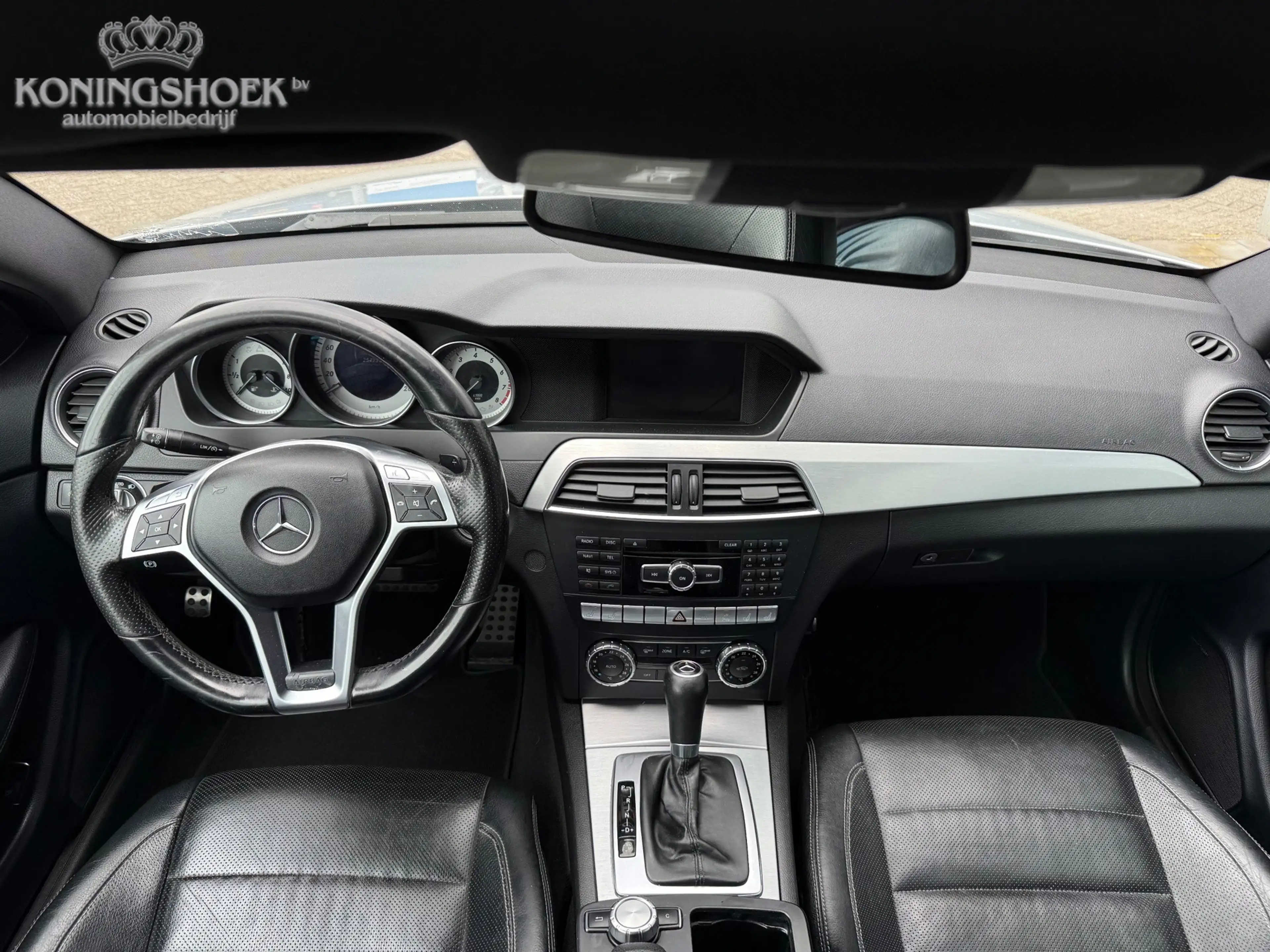 Mercedes-Benz C 350 Coupé AMG Edition 1 — photo 9