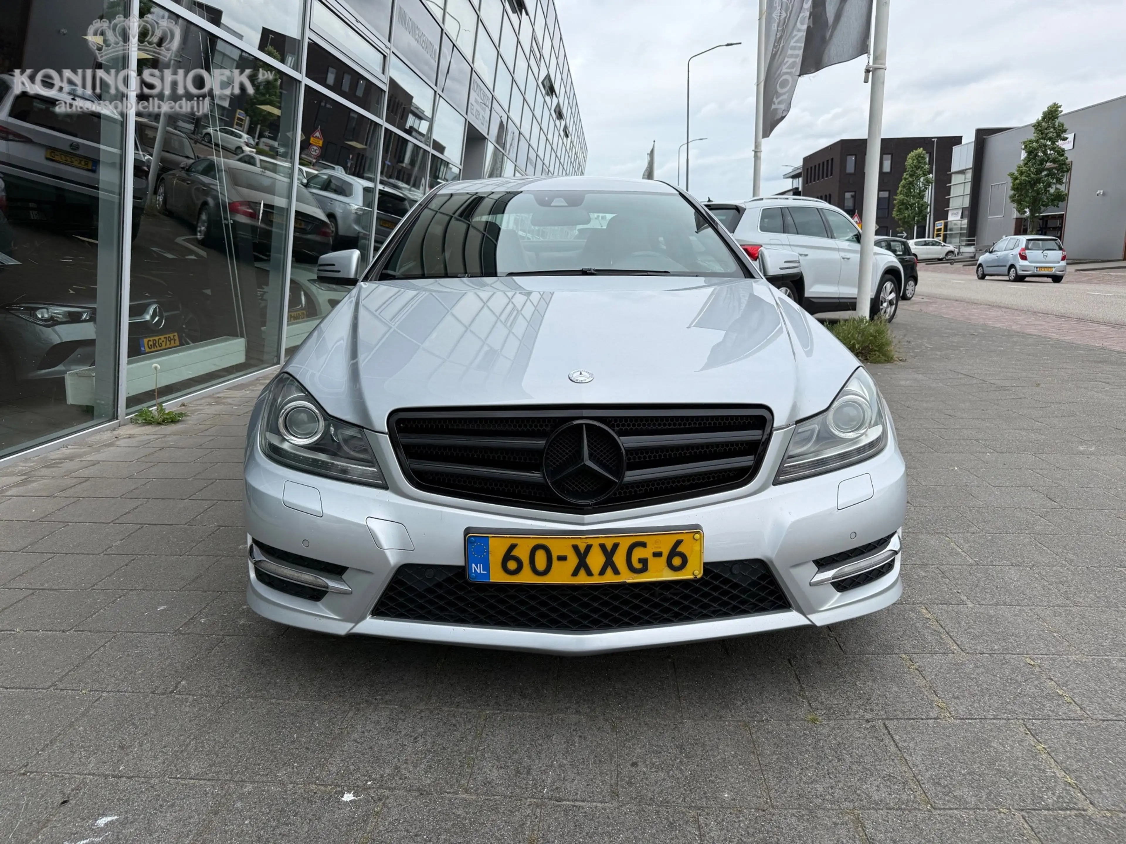 Mercedes-Benz C 350 Coupé AMG Edition 1 — photo 2