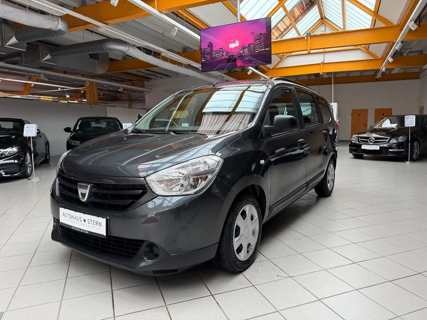 Dacia Lodgy 1.5 dCi 7-Sitzer|1.Hand|Klima|Tempomat|BT Zwart - 2
