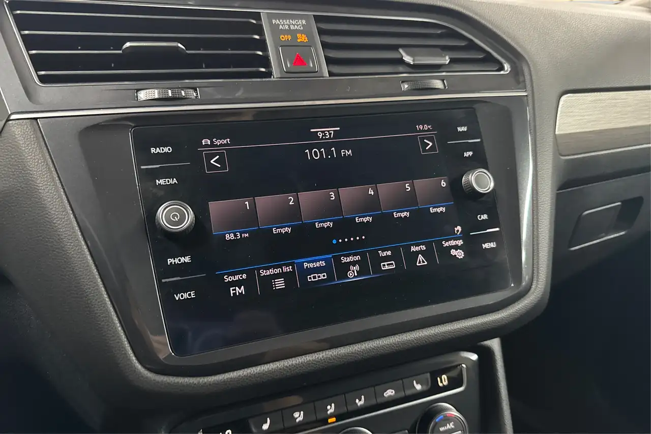 Volkswagen Tiguan снимка Volkswagen Tiguan