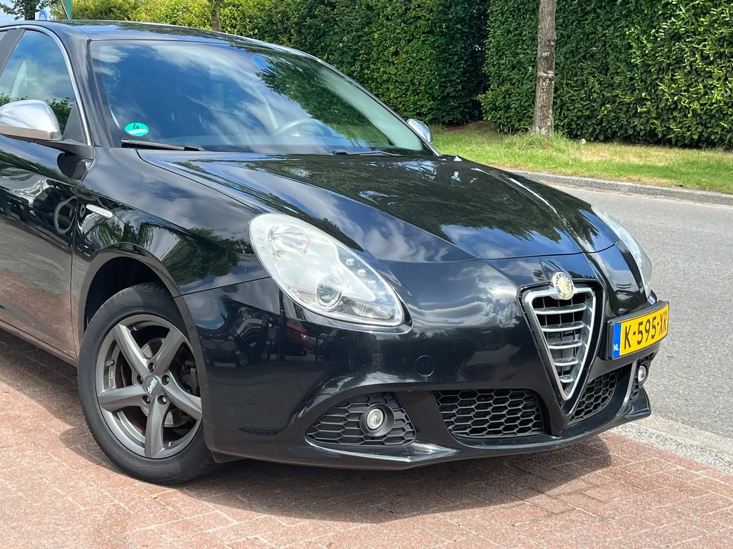 Alfa Romeo Giulietta 1.4 T Progression *APK 07-2026| 120PK! || Noir - 2
