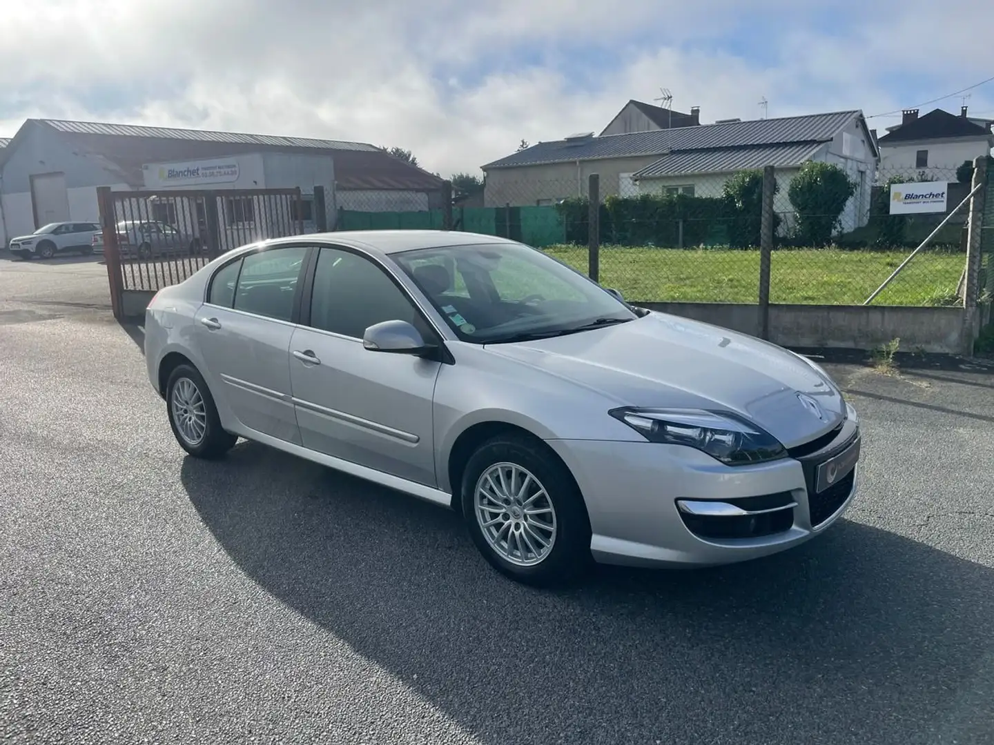 Renault Laguna ct ok 1.5 dci 110 cv garantie 24 mois business Gris - 2