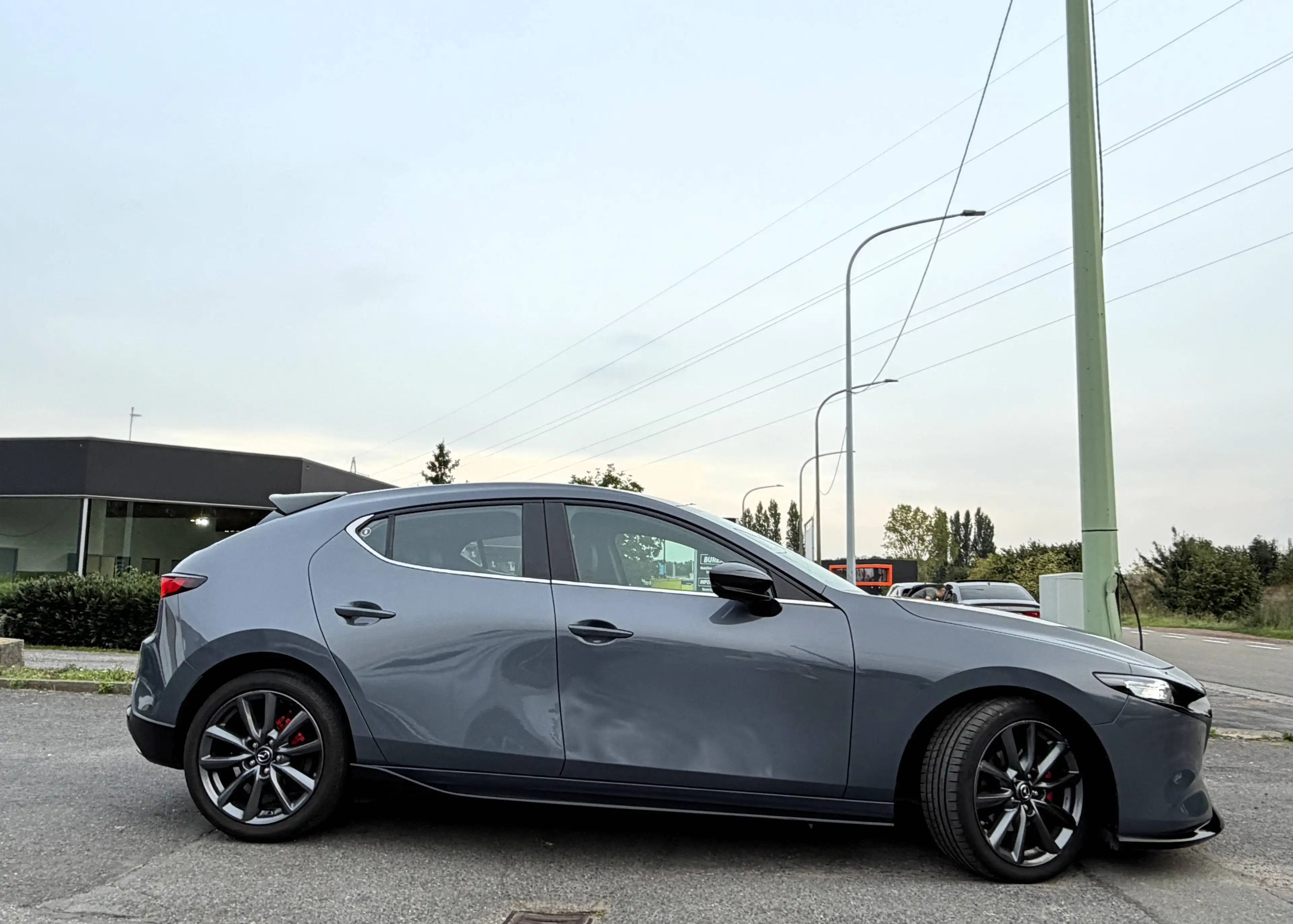 Mazda 3 3 Hatchback 2.0i e-Skyactiv-G Takumi Exclusive-line — photo 11