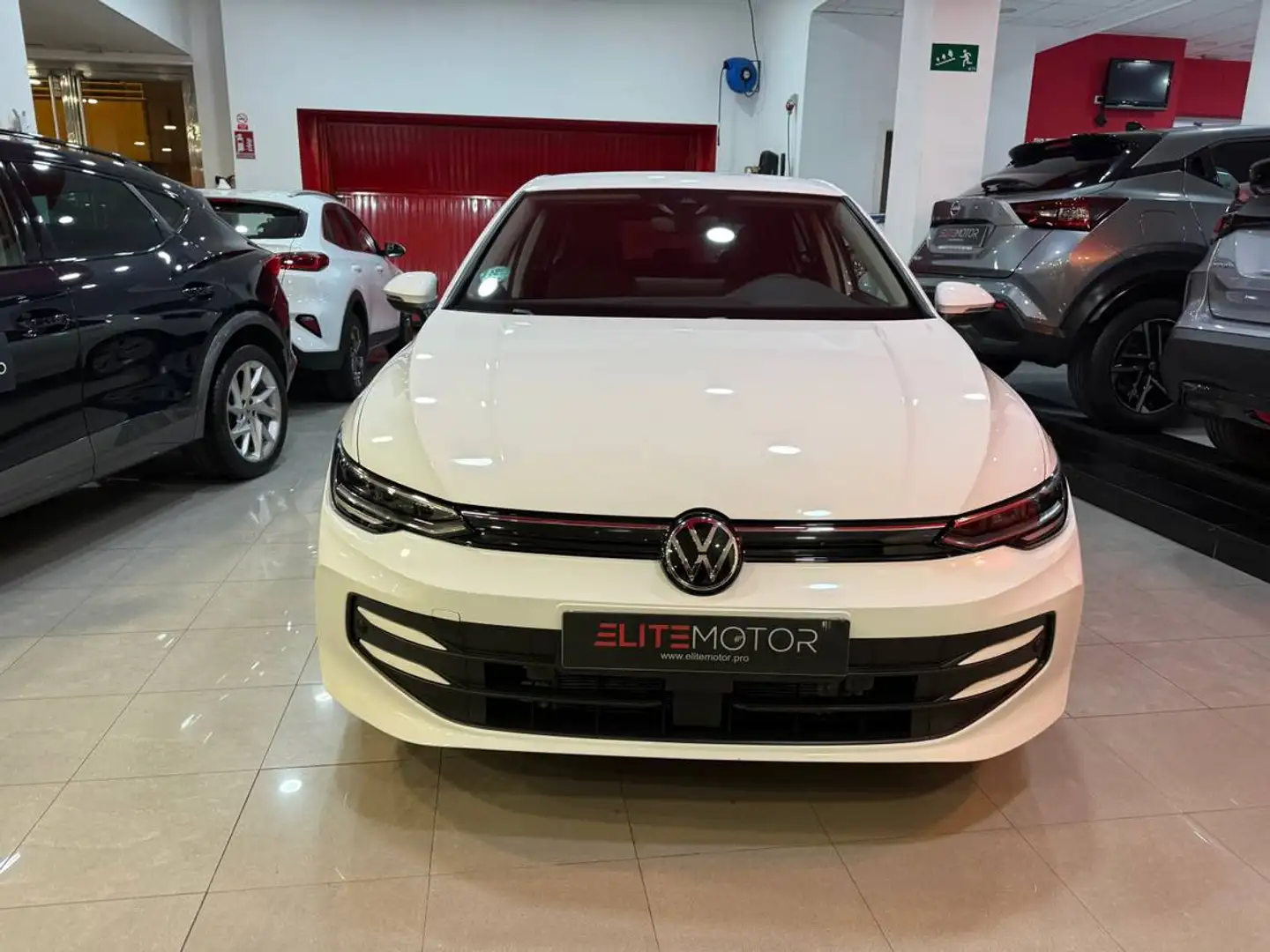 Volkswagen Golf 1.5 TSI Más 85kW Blanco - 2