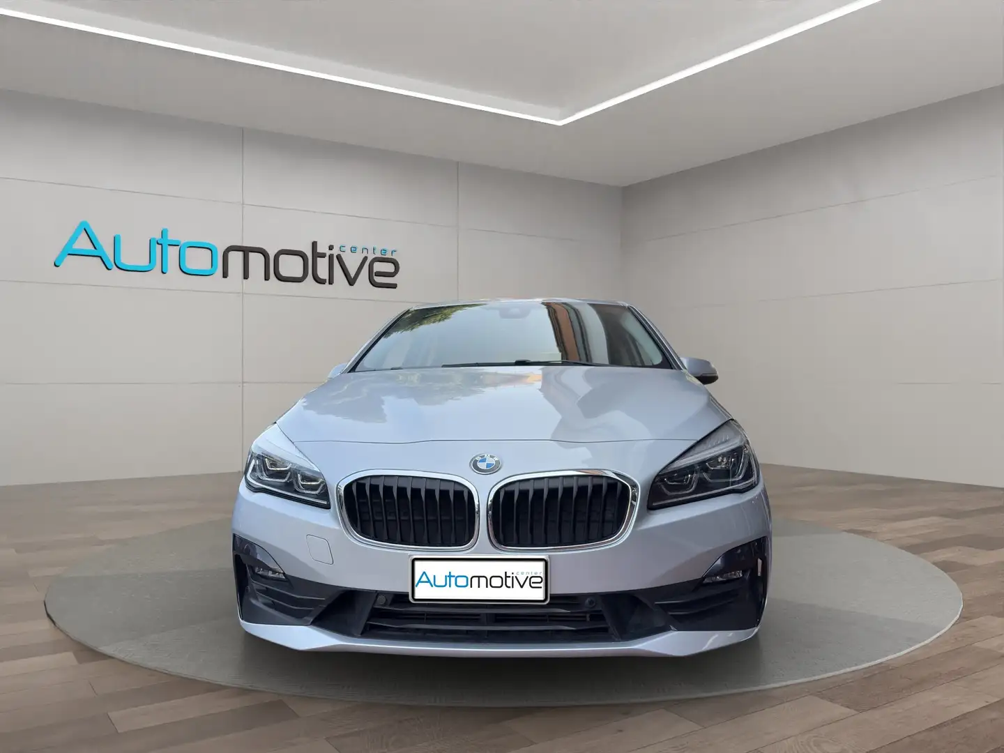 BMW 218 218d Active Tourer Advantage auto Grigio - 2