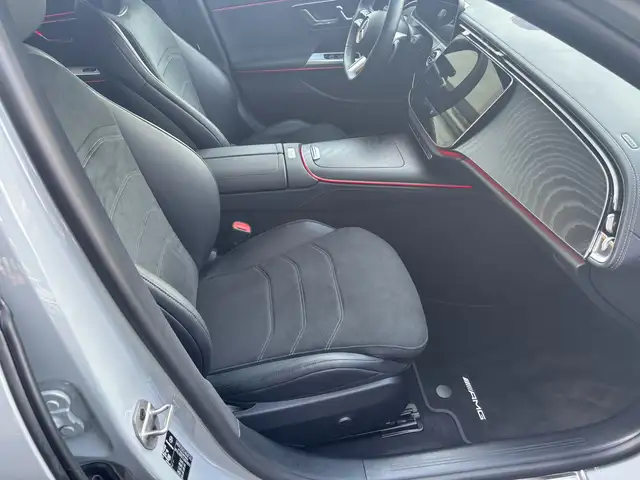 Mercedes-Benz E 220 E 220 d 4Matic AMG Line Advanced Plus (214.205) Ansicht 18