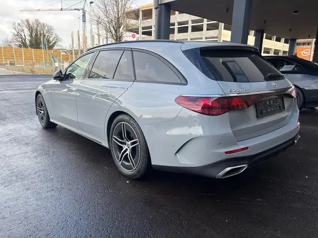Mercedes-Benz E 220 E 220 d 4Matic AMG Line Advanced Plus (214.205) Ansicht 6