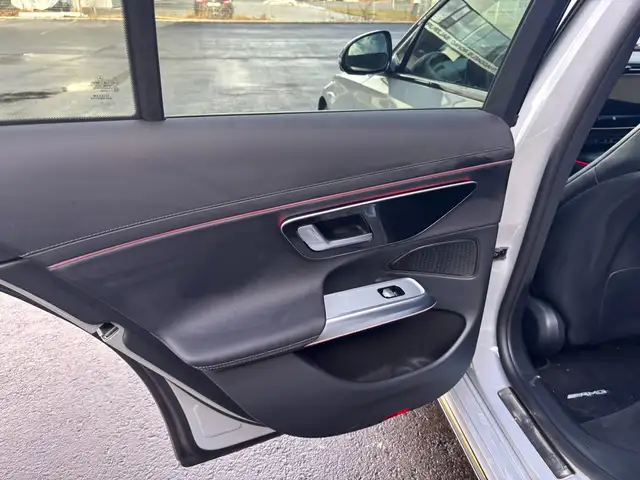 Mercedes-Benz E 220 E 220 d 4Matic AMG Line Advanced Plus (214.205) Ansicht 14