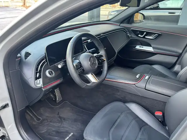 Mercedes-Benz E 220 E 220 d 4Matic AMG Line Advanced Plus (214.205) Ansicht 8