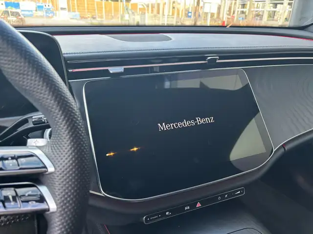Mercedes-Benz E 220 E 220 d 4Matic AMG Line Advanced Plus (214.205) Ansicht 11