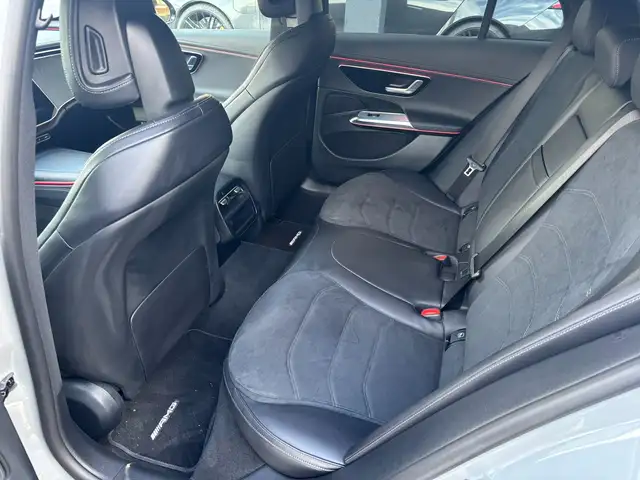 Mercedes-Benz E 220 E 220 d 4Matic AMG Line Advanced Plus (214.205) Ansicht 13