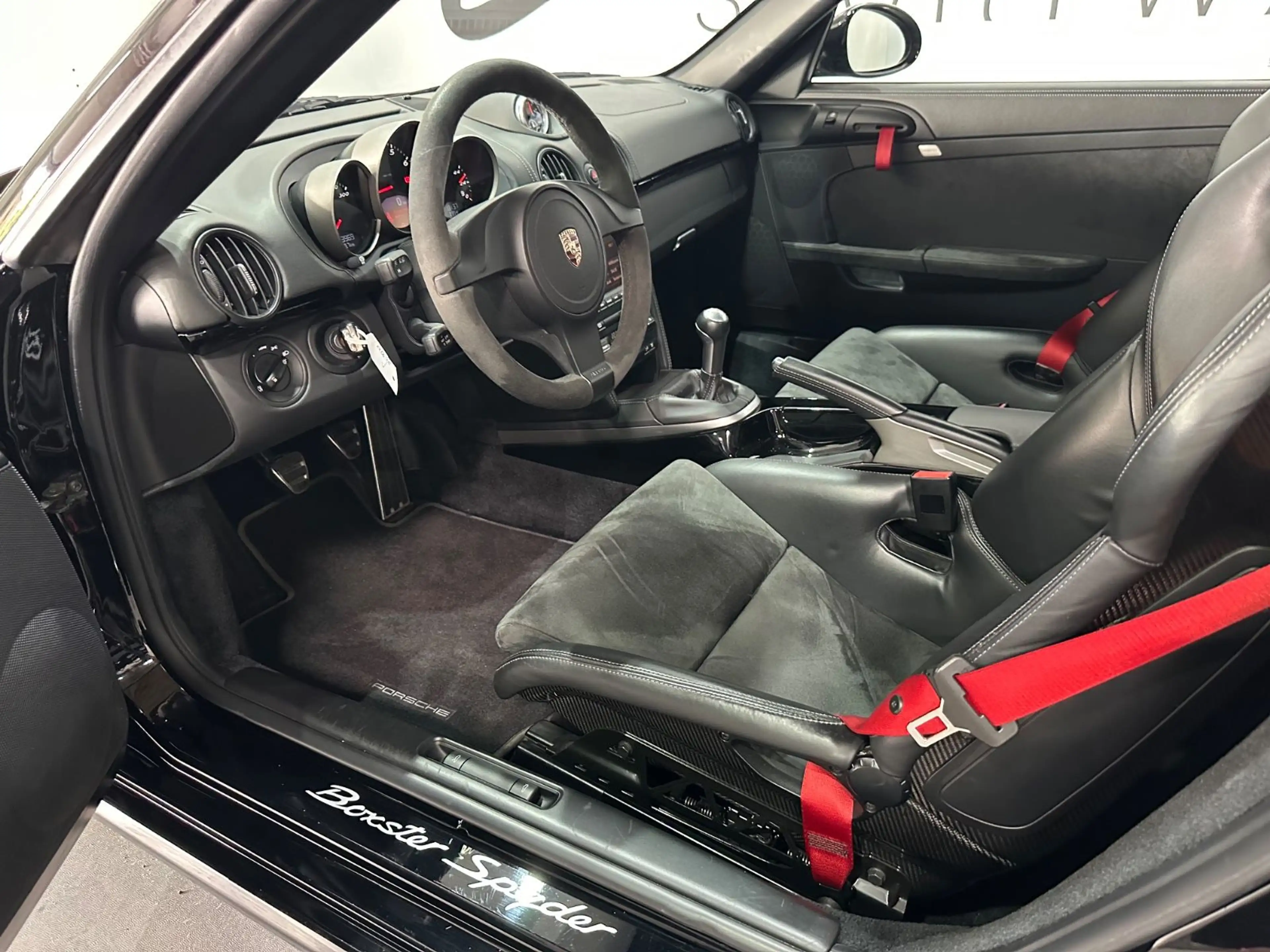 Porsche Boxster Spyder SCHECKH./19"/PCM/XENON/KLAPPE — photo 15