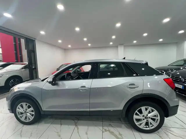 Audi Q2 view 3