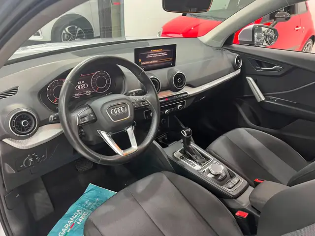 Audi Q2 view 11