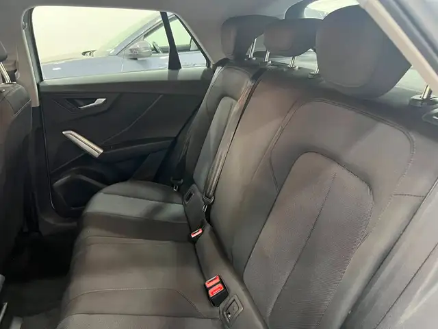 Audi Q2 view 15