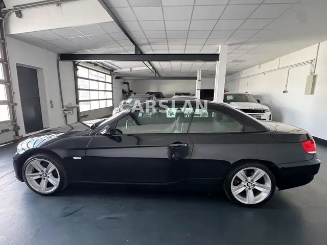BMW 3 Series view 9