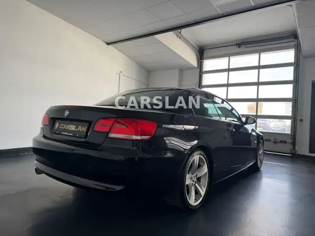 BMW 3 Series view 15