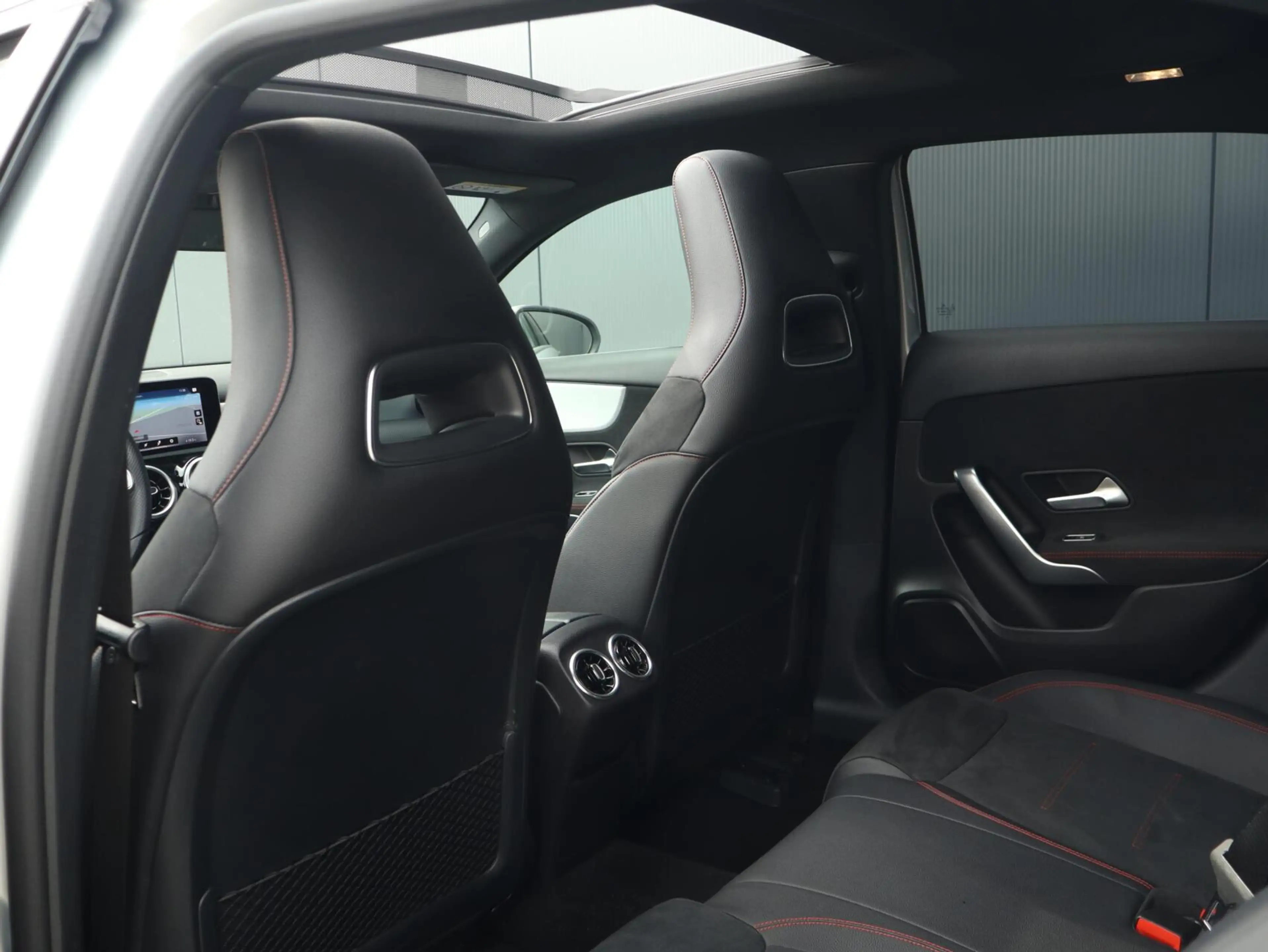 Mercedes-Benz A 200 AMG|Camera|Panodak|Org NL — photo 14