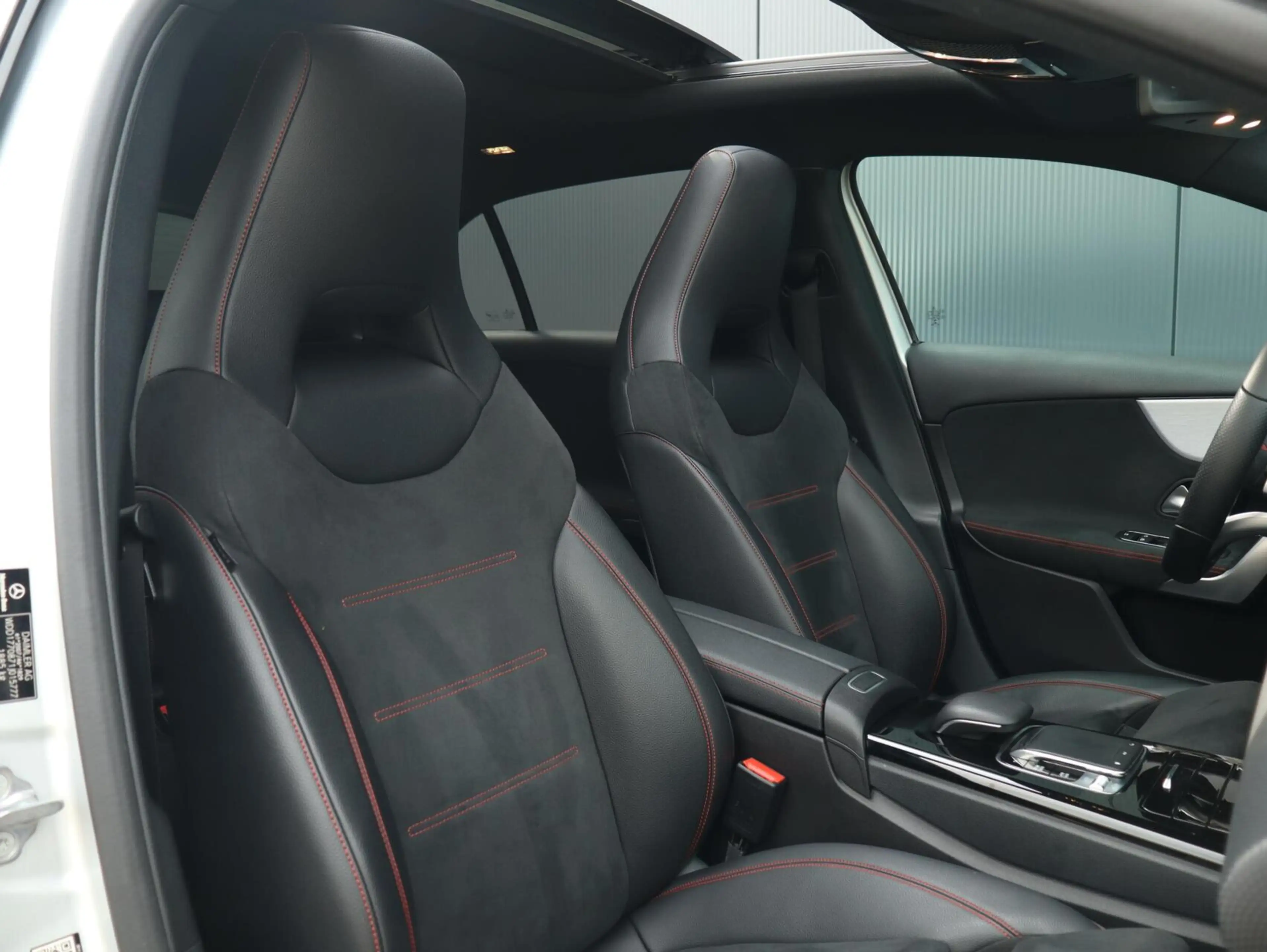Mercedes-Benz A 200 AMG|Camera|Panodak|Org NL — photo 37