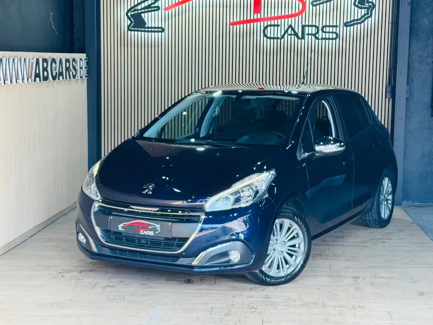 Peugeot 208 1.2i Style * GARANTIE 12 MOIS * Blauw - 2