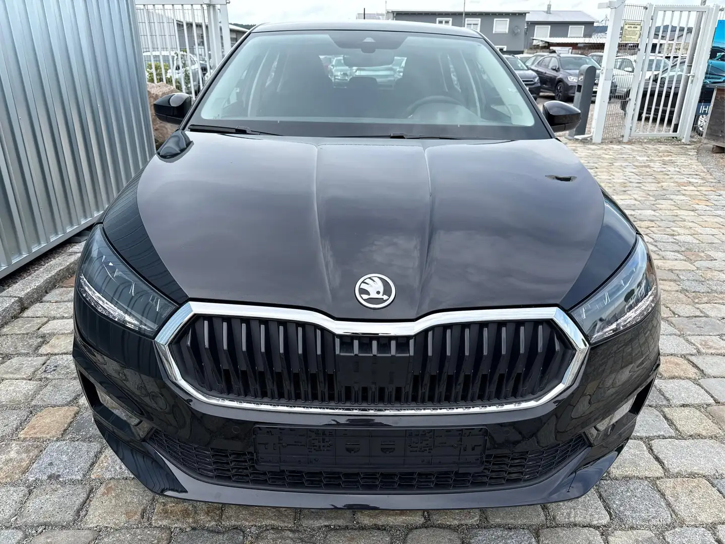 Skoda Fabia Selection 1.0 TSI 115 PS DSG 4-Jahre-Garantie-... Schwarz - 2
