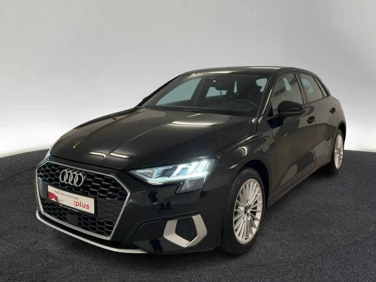 Audi A3 advanced 40 TFSI e S tr. PDC LED NA Schwarz - 2