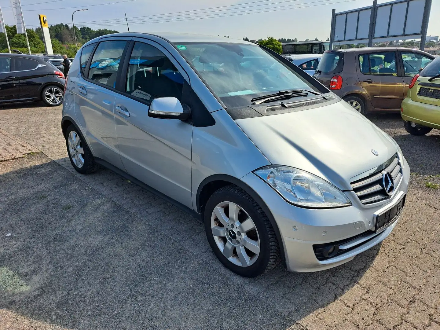 Mercedes-Benz A 170 A -Klasse A 170  KUNDENAUFTRAG Срібний - 1
