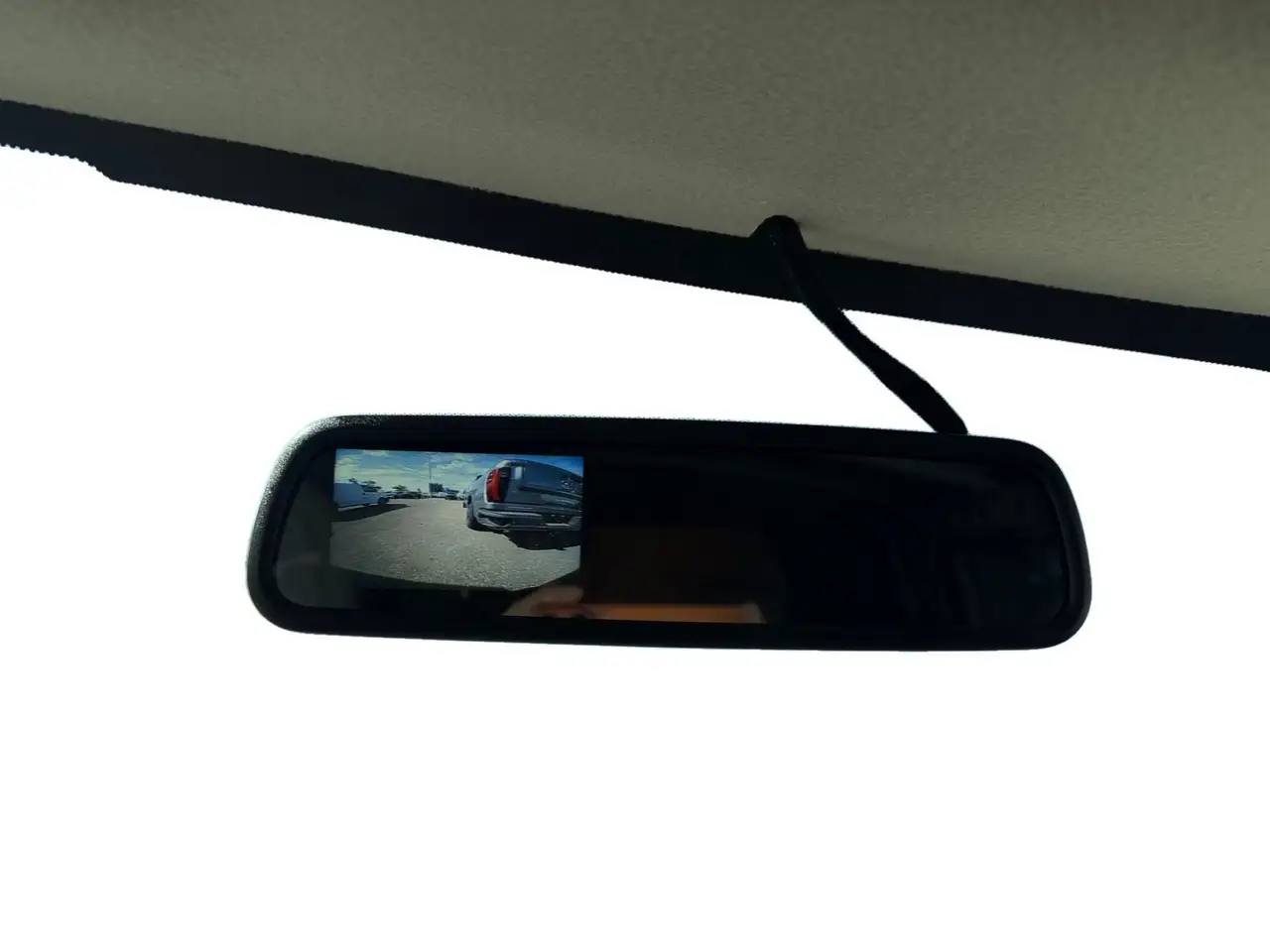GMC Savana снимка GMC Savana