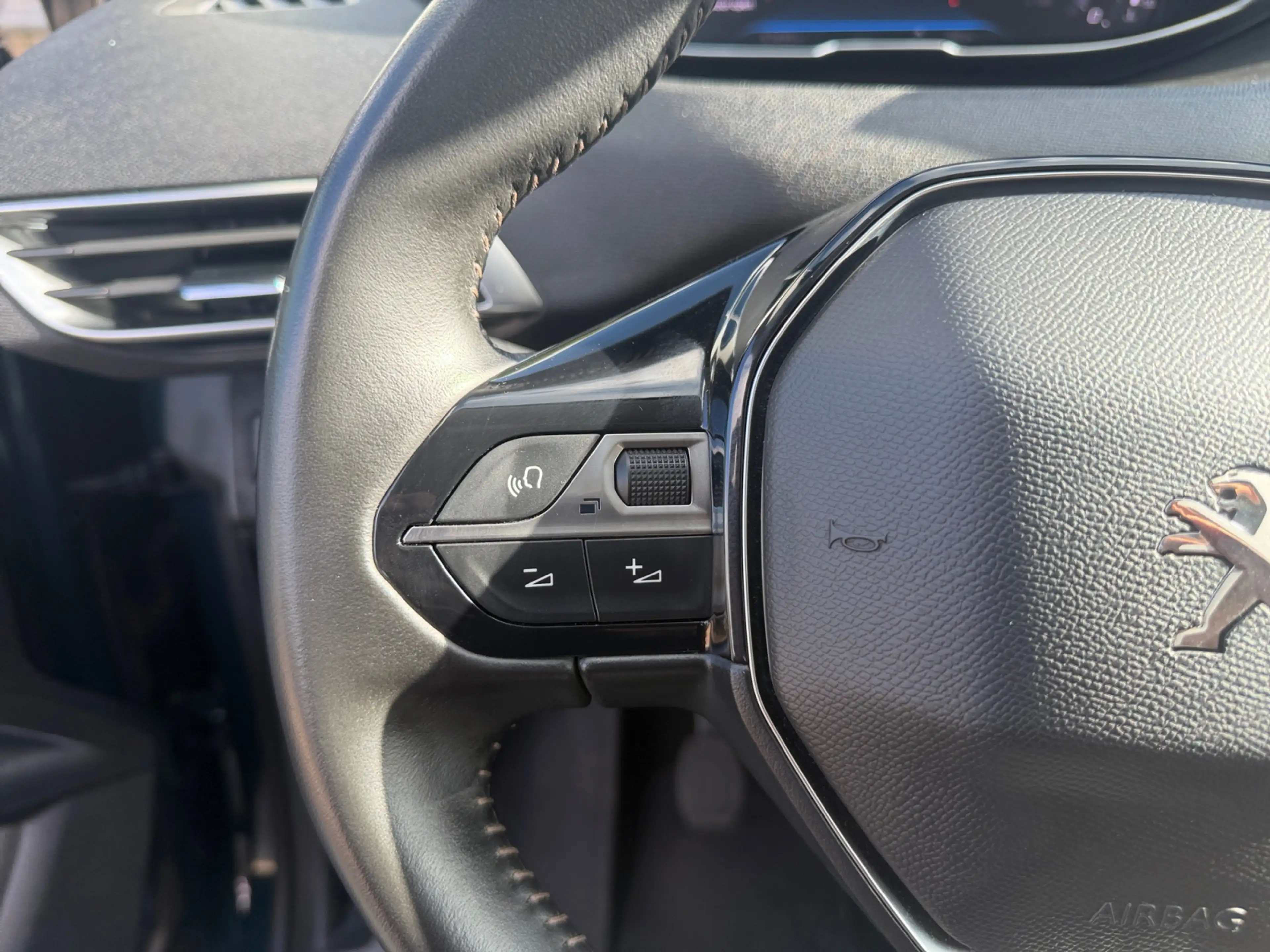 Peugeot 5008 1.2 PureTech Active Pack Business- 7 Pers, Nap 57d — photo 15