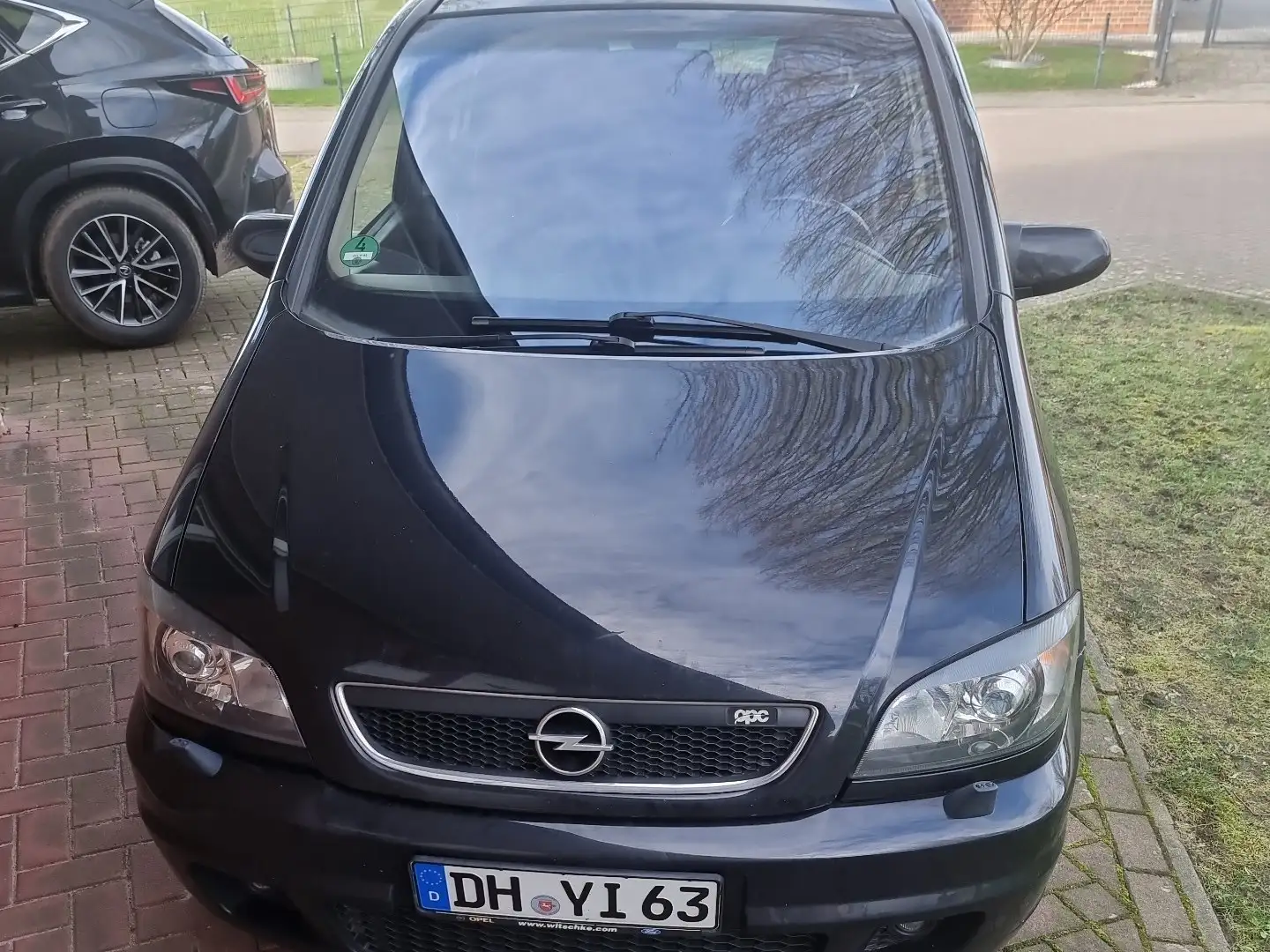 Opel Zafira 2.0 OPC 320PS!!! Schwarz - 2