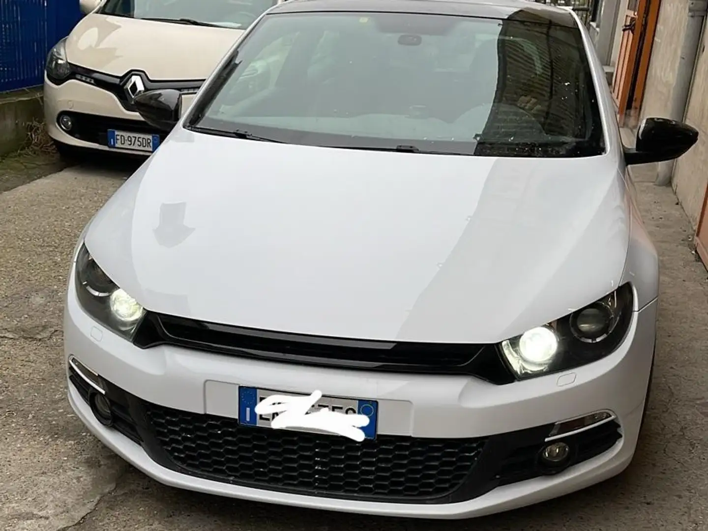 Volkswagen Scirocco 2.0 tsi Edition dsg Bianco - 2