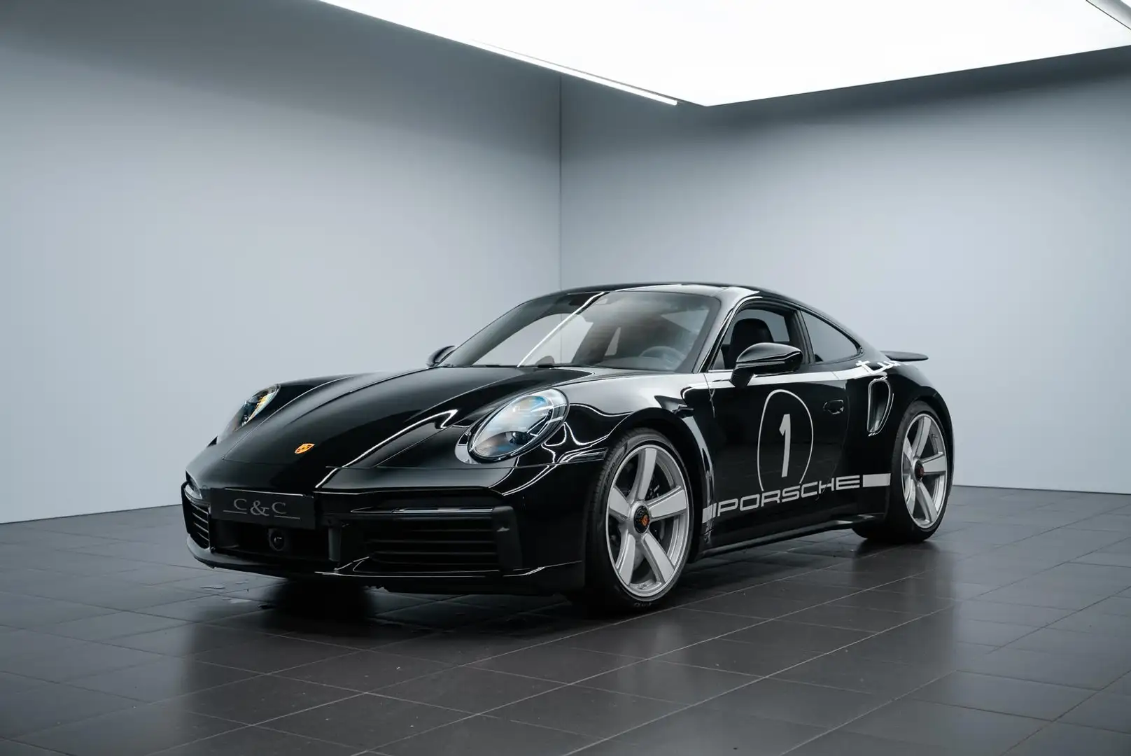 Porsche 992 Turbo 50 Jahre HERITAGE/360/BURM. Noir - 1