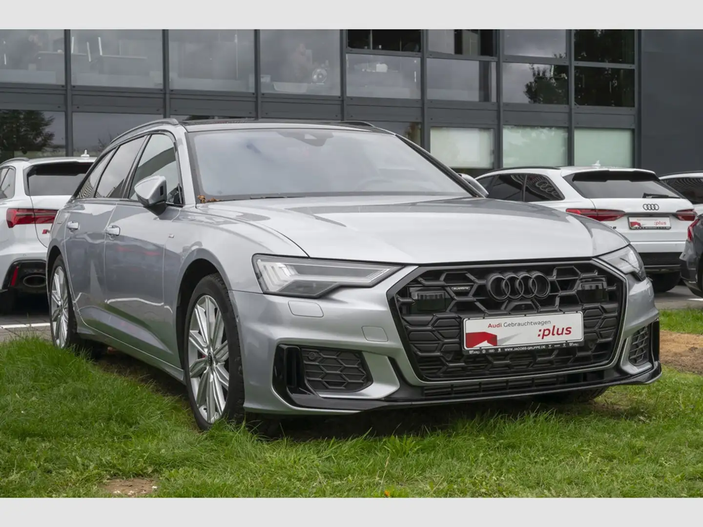 Audi A6 Avant 55TFSIe qu. 2xS line/Black+/HD Matrix/Pano/HuD/360°/AHK Silber - 2