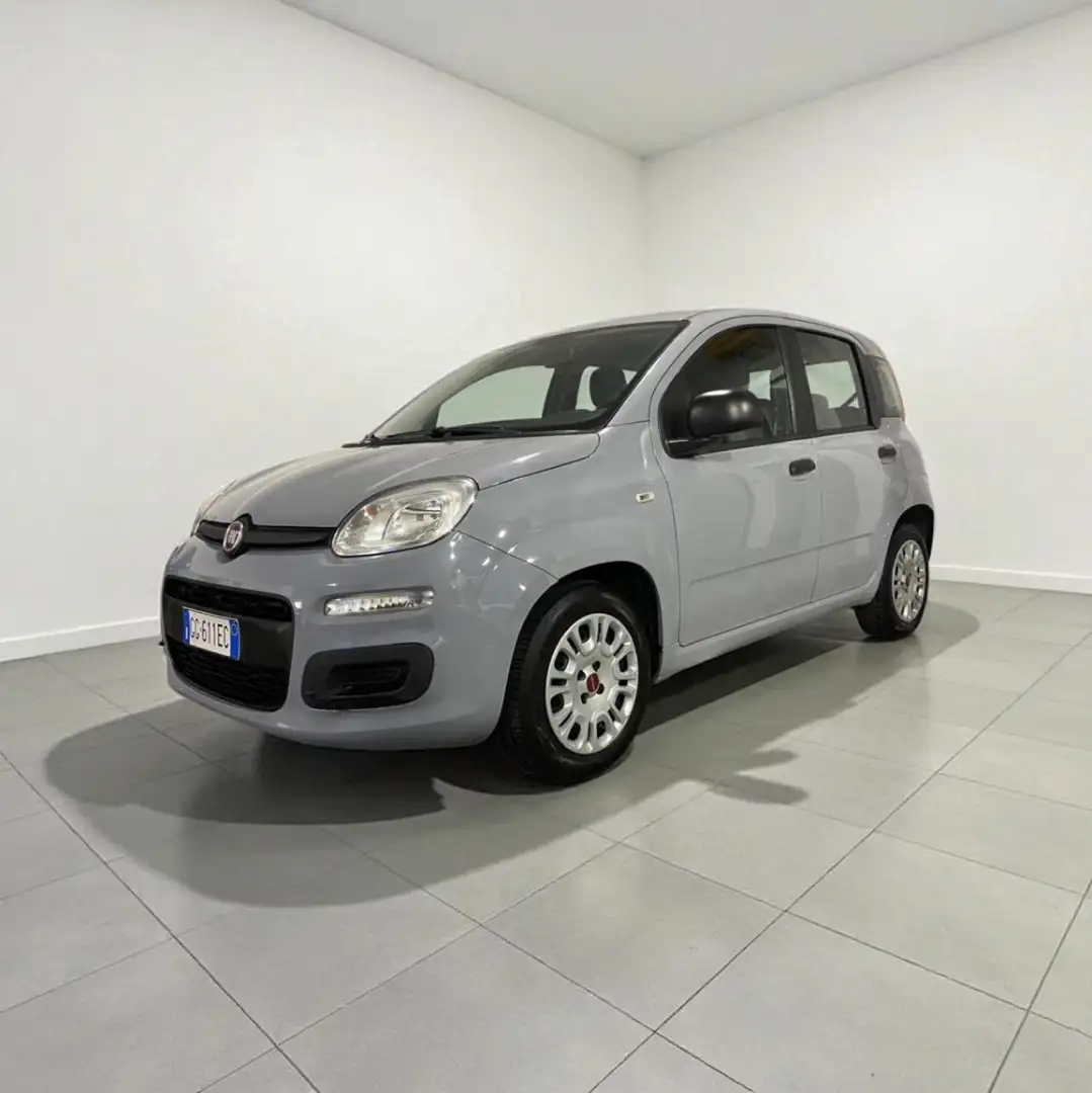 Fiat Panda 1.0 FireFly S&S Hybrid Gris - 1