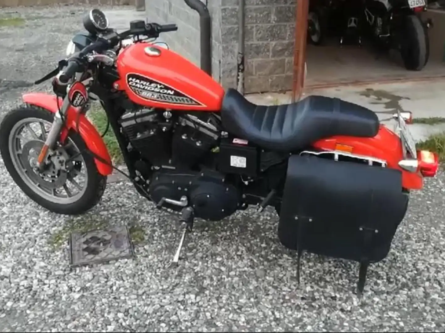Harley-Davidson Sportster 883 Centenario Portocaliu - 2