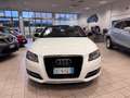 Audi A3 A3 II 2008 Cabriolet Cabrio 1.6 tdi Ambition Blanc - thumbnail 2