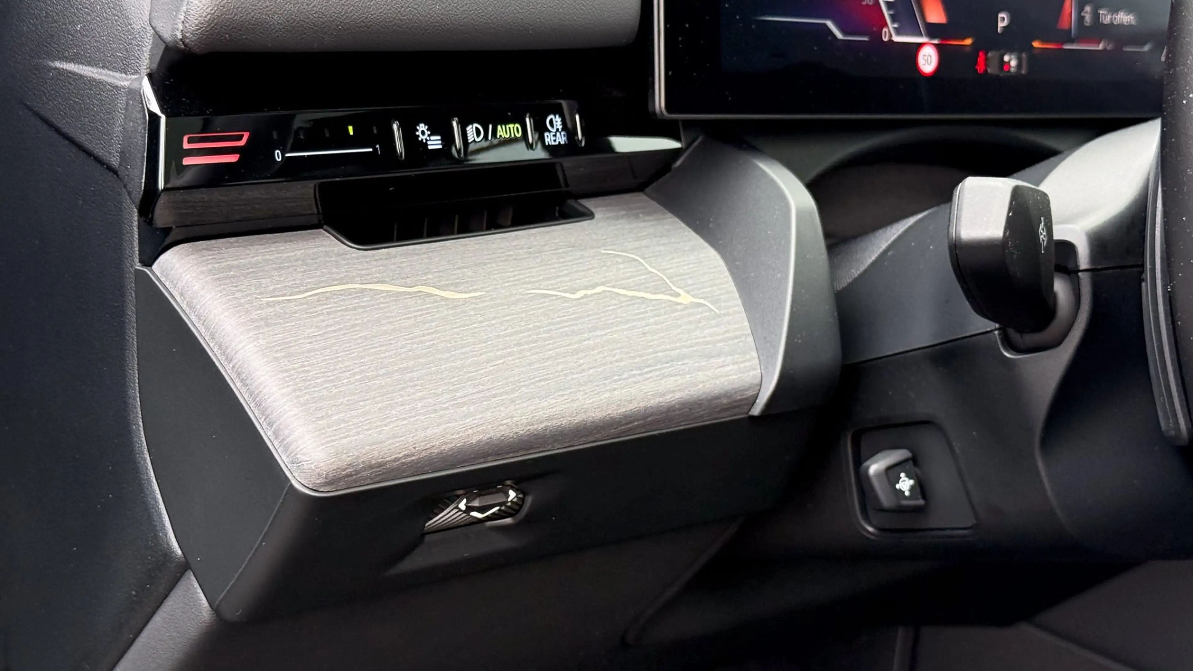 BMW 520 d xDrive M-Sportpaket — photo 11
