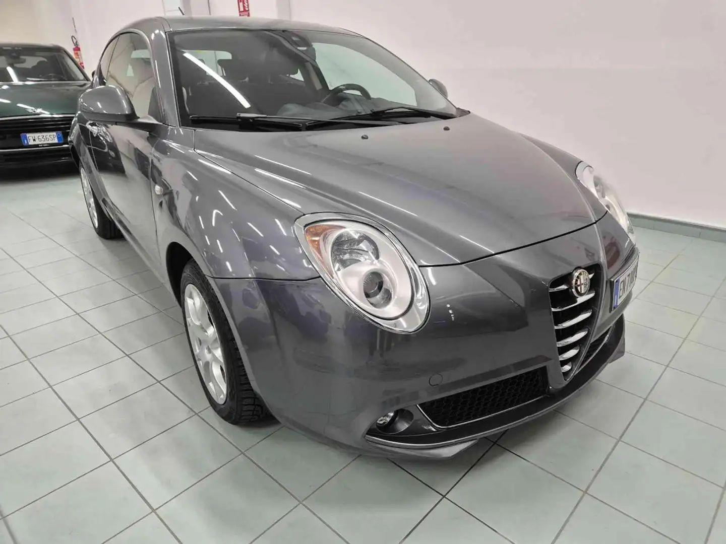 Alfa Romeo MiTo 1.3 JTDm-2 95 CV S&S Distinctive Grau - 2