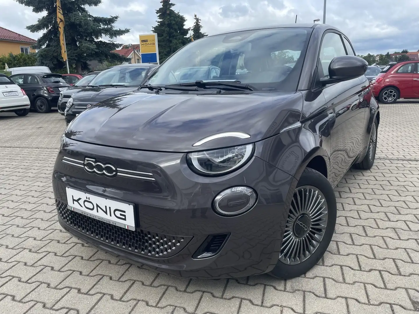 Fiat 500e MY22 Icon 320 Reichweite Elektro Automatik Grau - 1