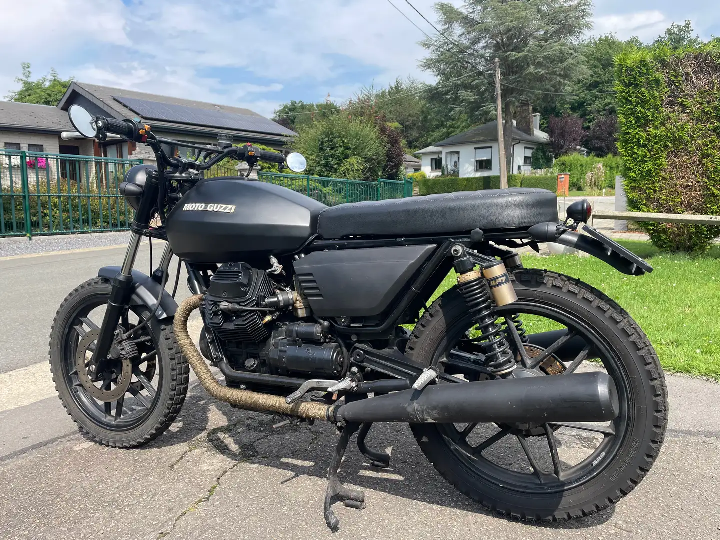 Moto Guzzi V 35 Negro - 1
