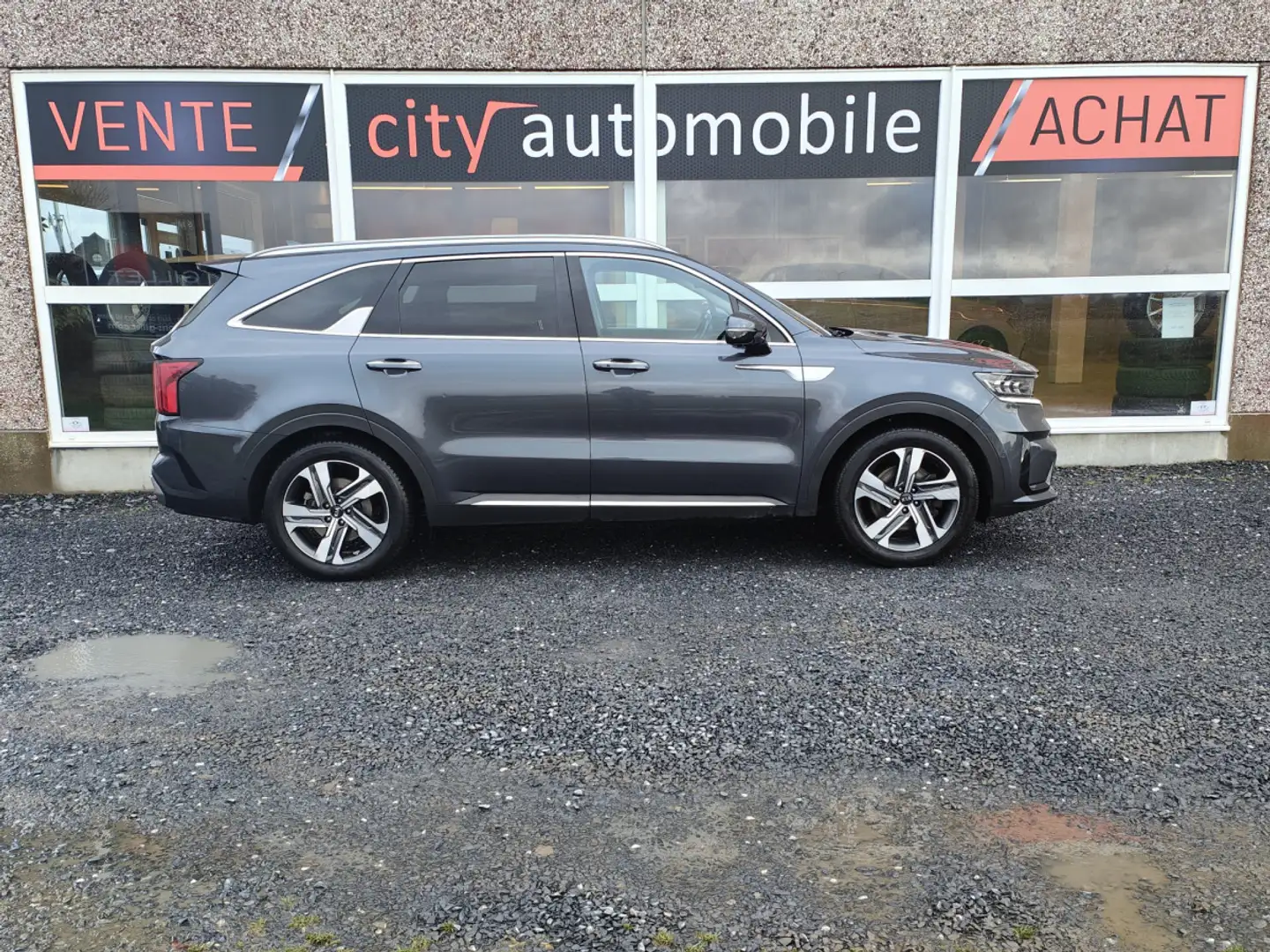 Kia Sorento 2.2 CRDI AWD 4 7PLACES TOIT PANO SIEGES VENTIL+CHA Gris - 2