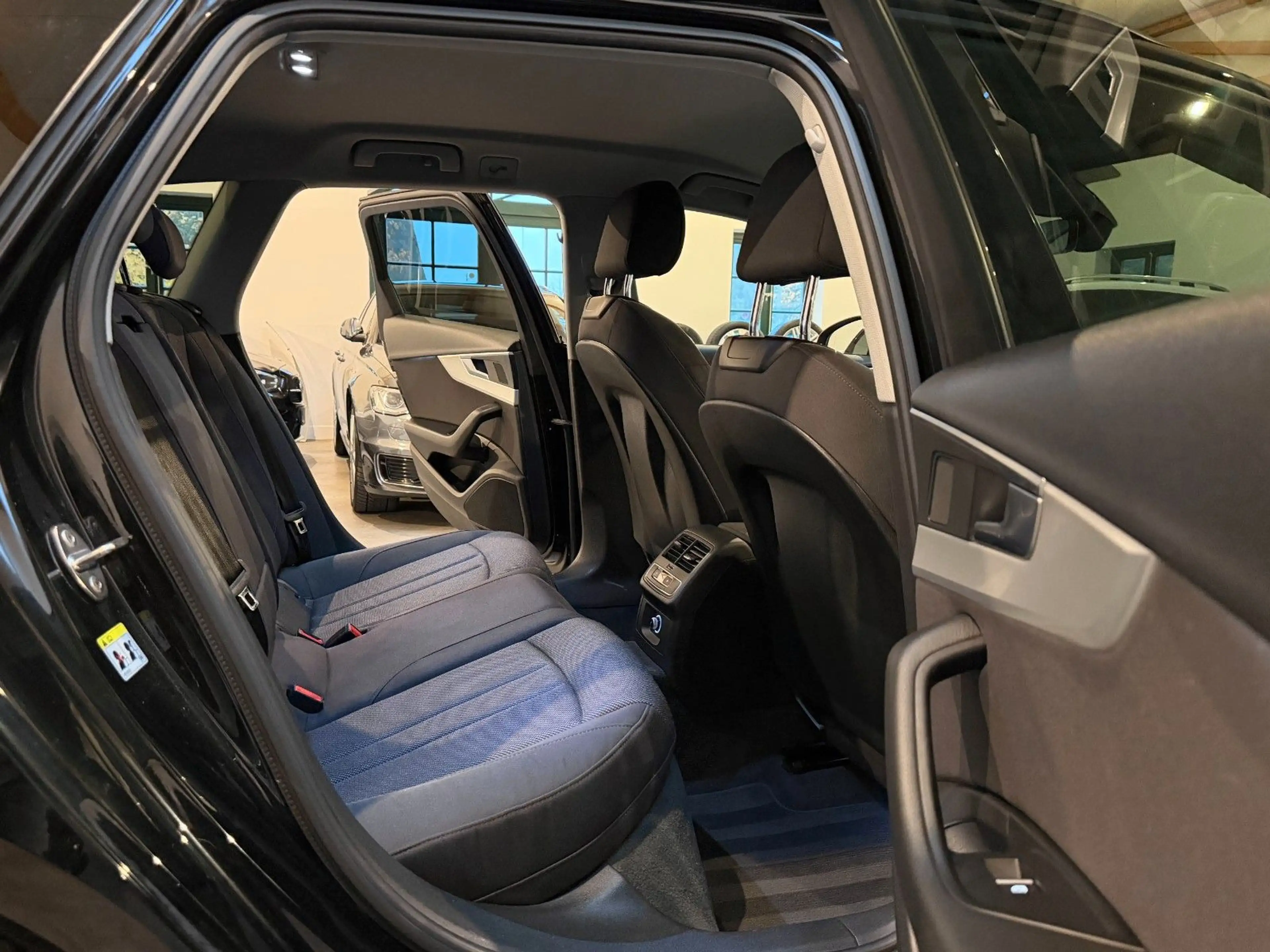 Audi A4 Avant 2.0 TDI S-tronic VIRT.C/XEN/NAV/ASISST+ — photo 8