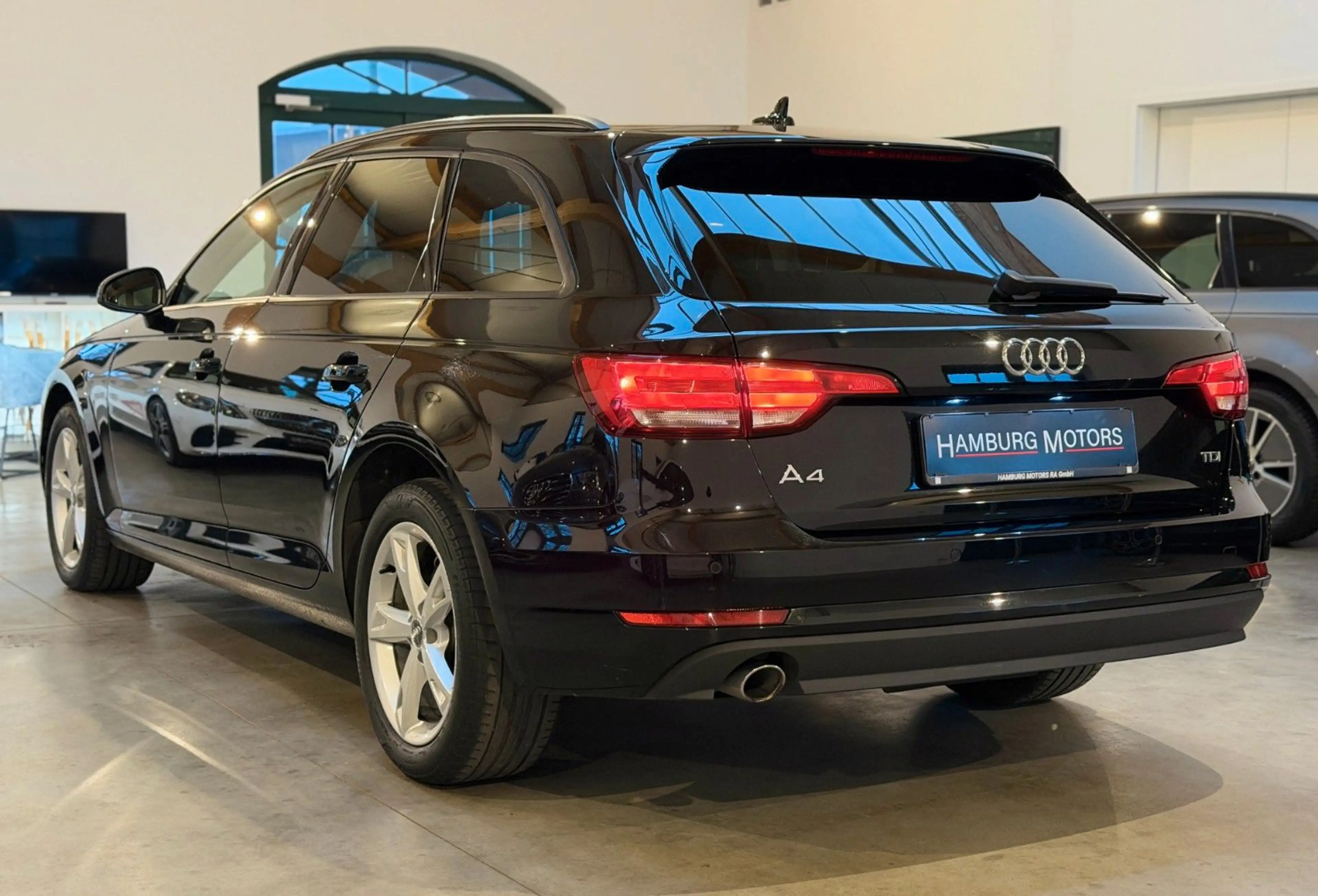 Audi A4 Avant 2.0 TDI S-tronic VIRT.C/XEN/NAV/ASISST+ — photo 4