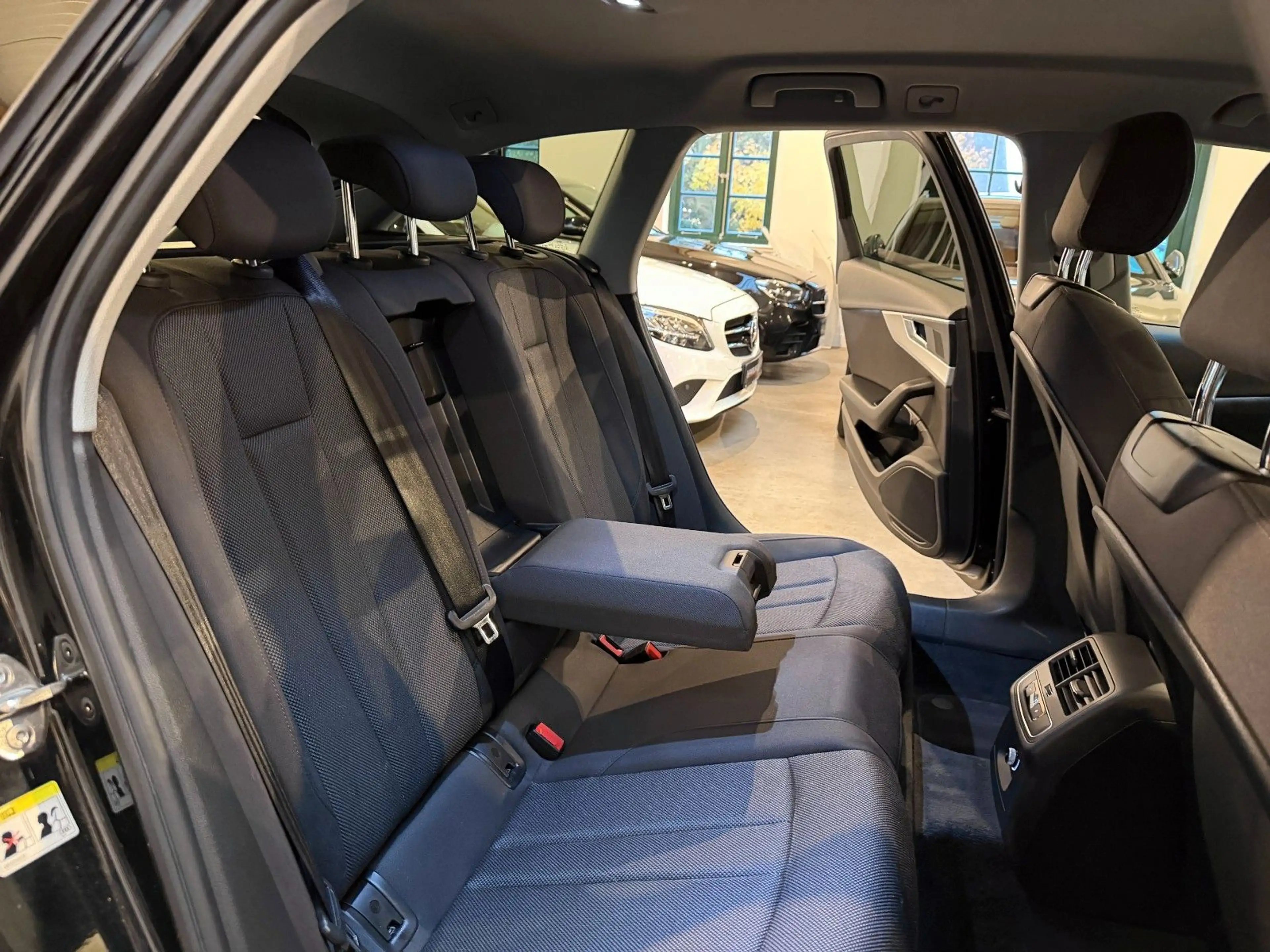 Audi A4 Avant 2.0 TDI S-tronic VIRT.C/XEN/NAV/ASISST+ — photo 9